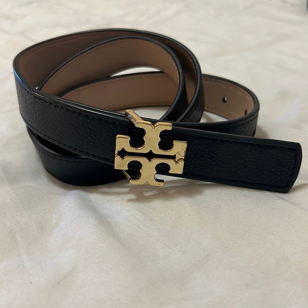 Tory Burch 1inch belt reversible